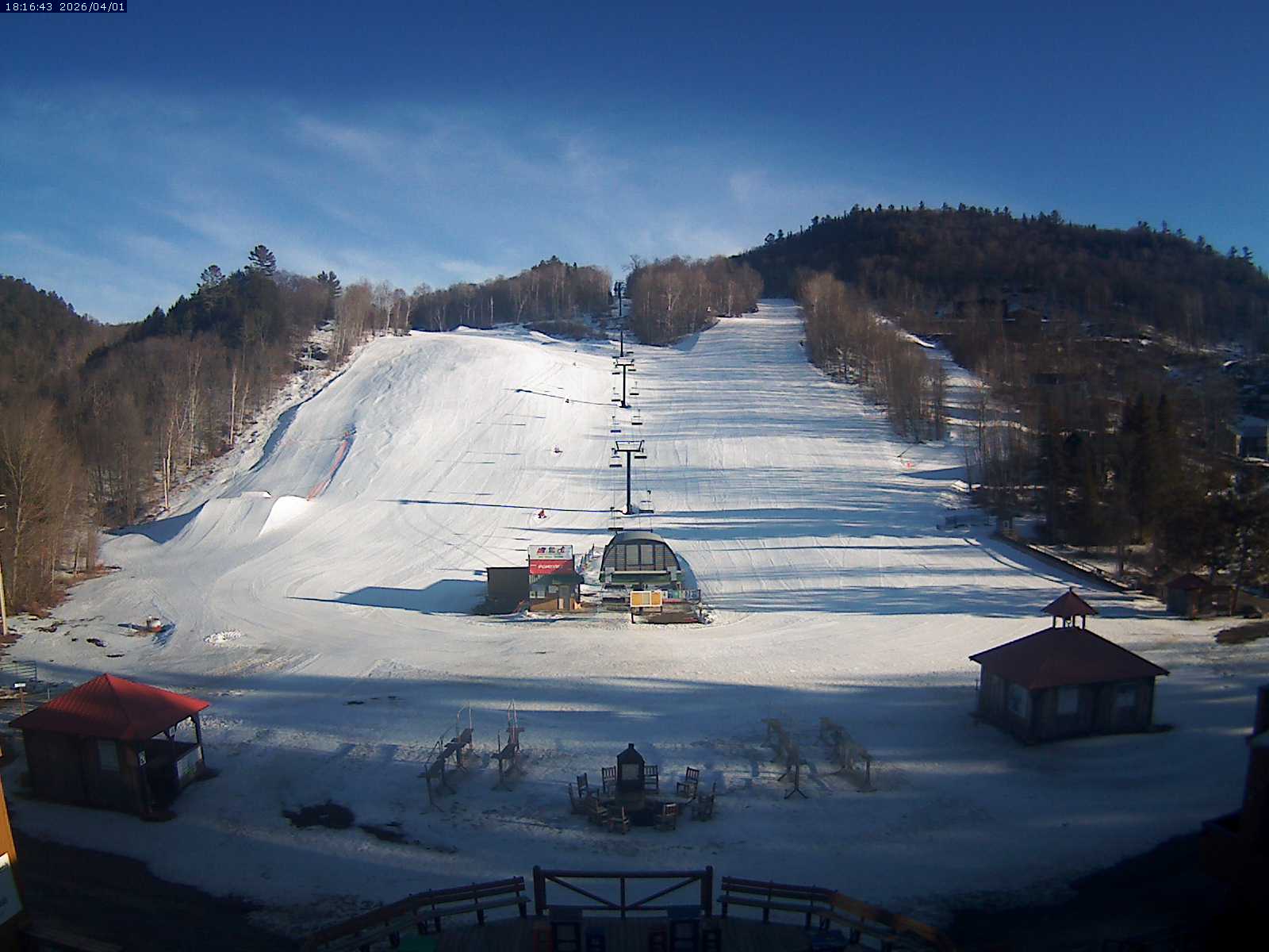 Mont Ste Marie Base Webcam