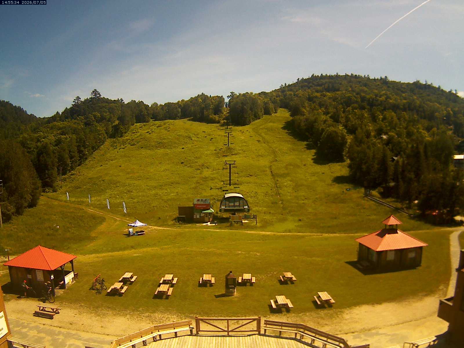 Mont Ste Marie Base Webcam