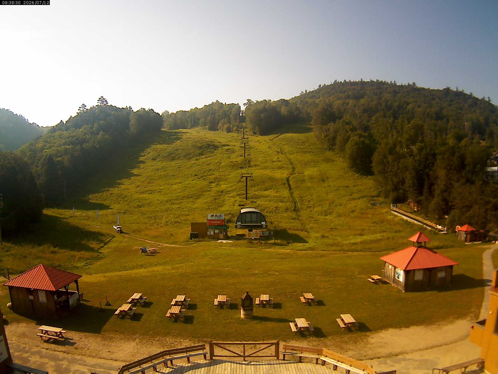 Mont Ste Marie Base Webcam