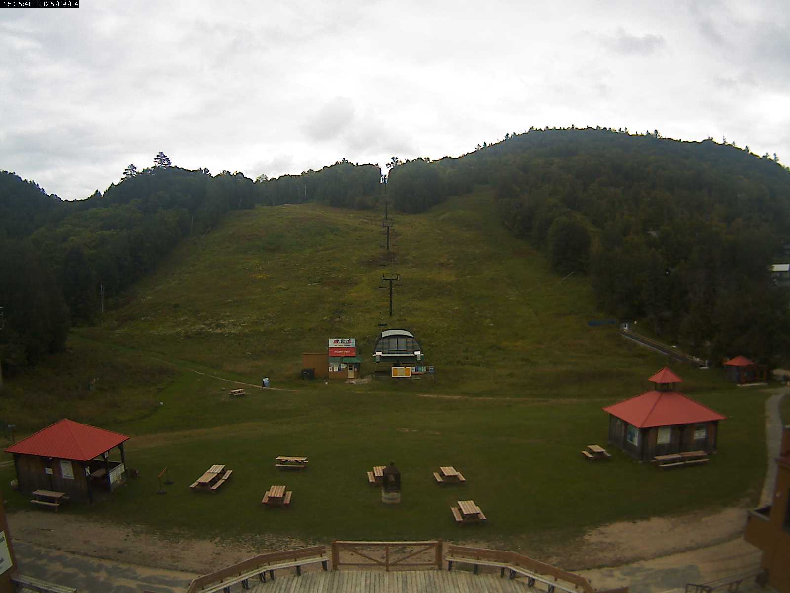 Mont Ste Marie Base Webcam